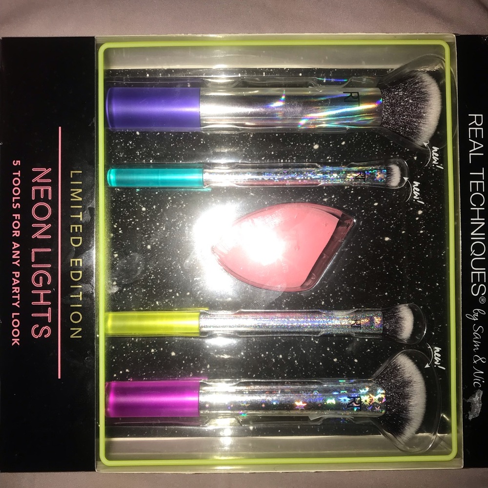 Real Techniques Limited Edition Neon Lights Set